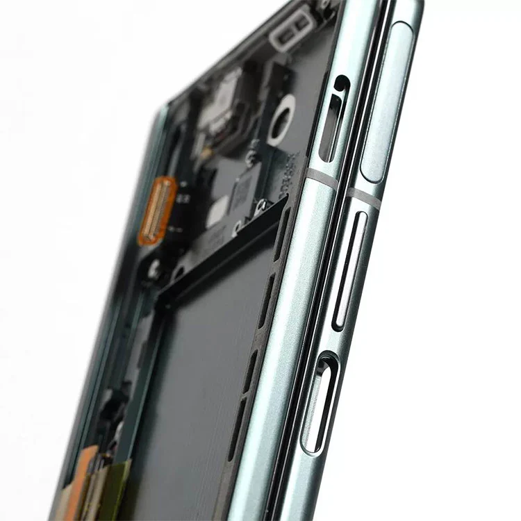 Сгънете 3 LCD екрана